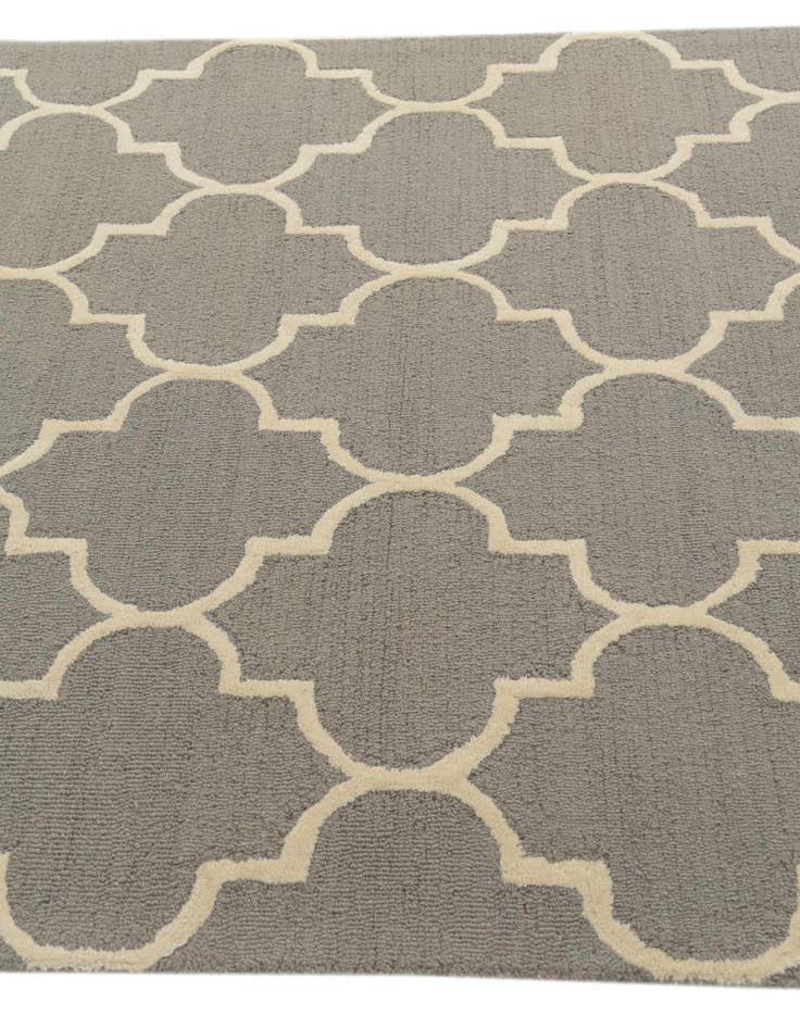 Detail image of 5' x 8' Luna Rug