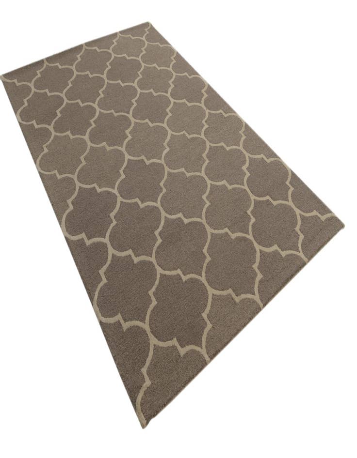 Detail image of 5' 2 x 8' 2 Luna Rug