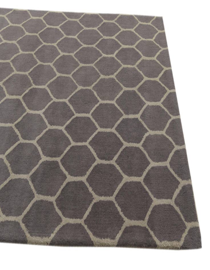 Detail image of 5' 1 x 8' Luna Rug