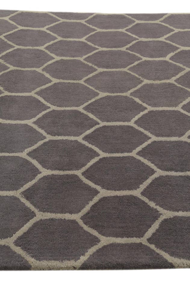 Detail image of 5' 1 x 8' Luna Rug