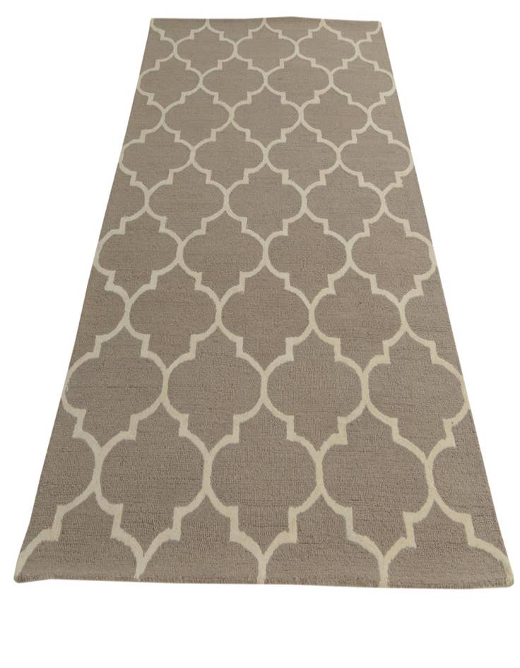 Detail image of 5' 1 x 8' Luna Wool Rug