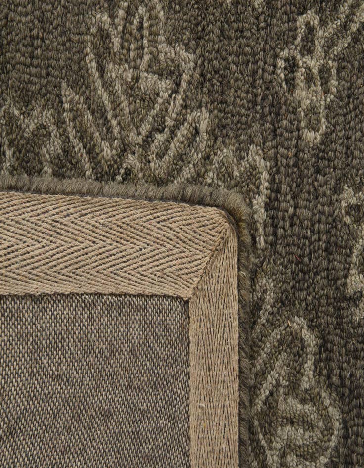 Detail image of 8' x 11' Luna Rug