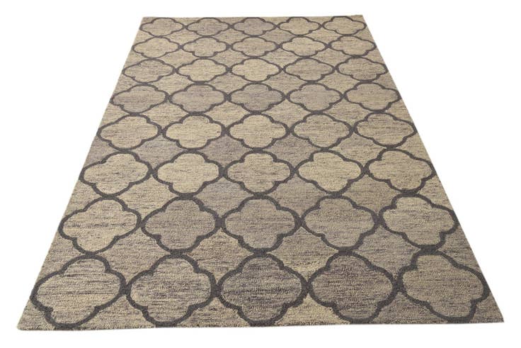 Detail image of 5' x 7' 11 Luna Wool Rug