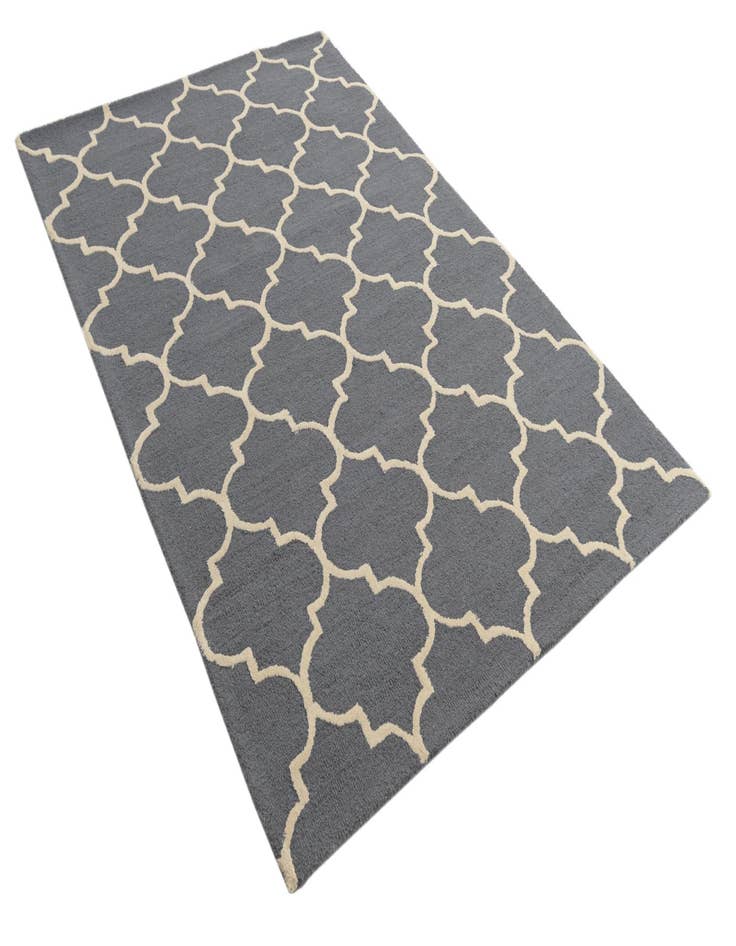 Detail image of 5' 1 x 8' Luna Wool Rug