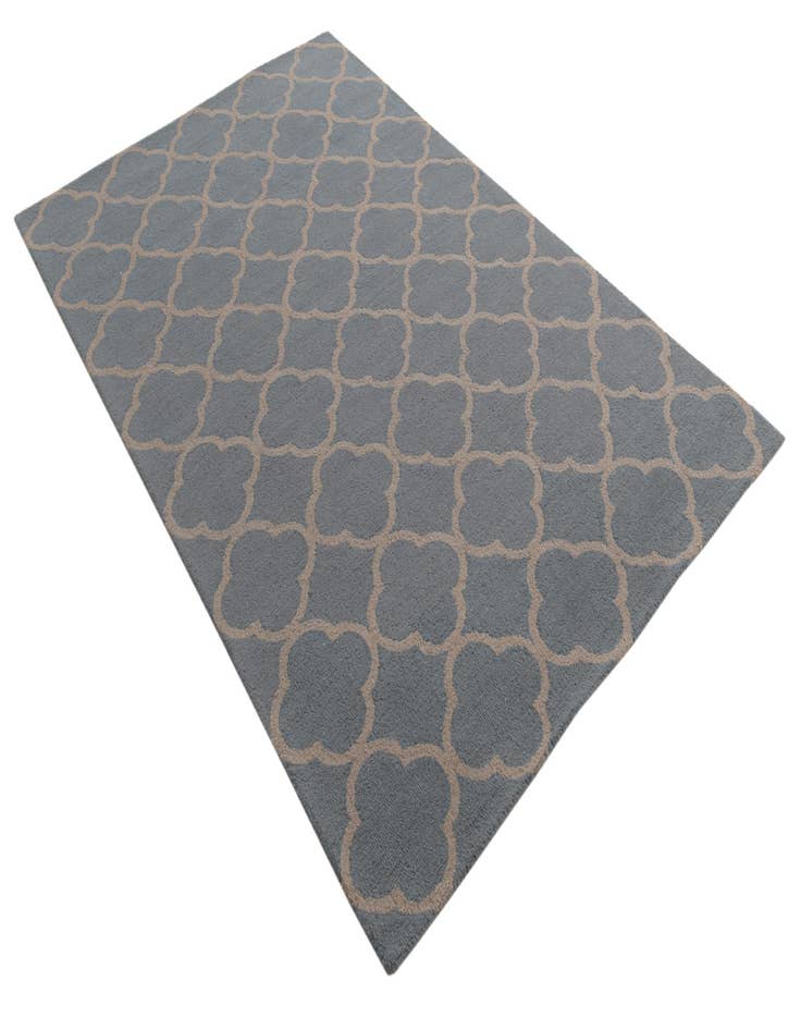 Detail image of 5' x 8' Luna Wool Rug