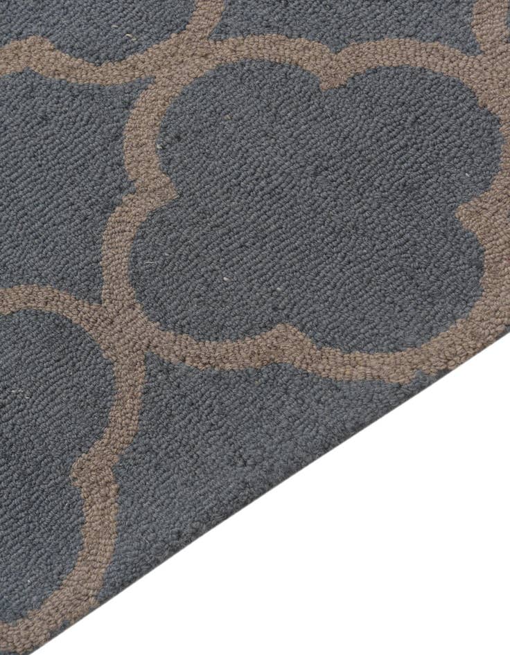 Detail image of 5' x 8' Luna Wool Rug