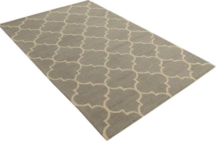 Detail image of 5' 1 x 8' Luna Wool Rug