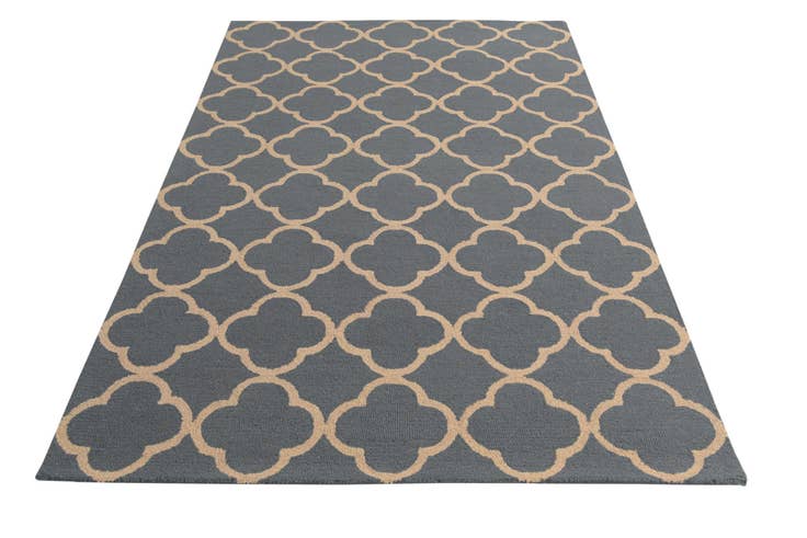 Detail image of 5' x 8' Luna Wool Rug