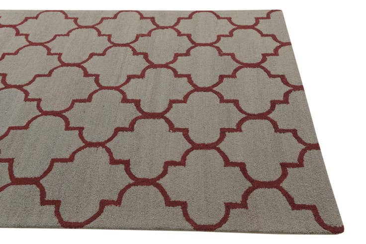 Detail image of 5' x 8' Luna Wool Rug