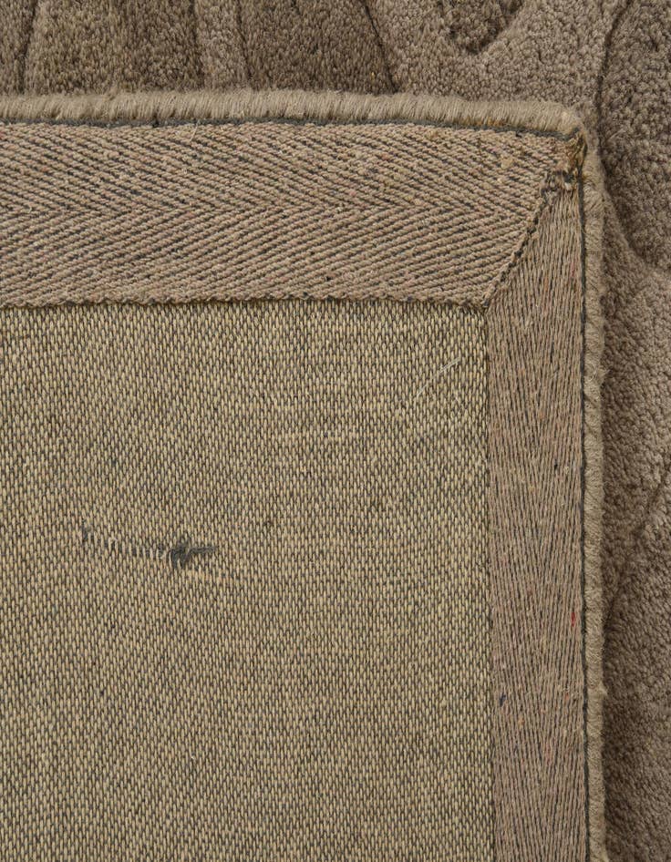 Detail image of 8' x 10' Luna Wool Rug