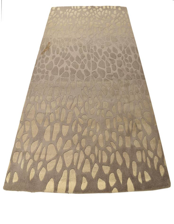 Detail image of 8' x 10' Luna Wool Rug