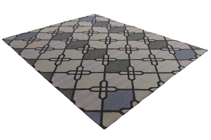 Detail image of 8' 1 x 10' 1 Luna Wool Rug