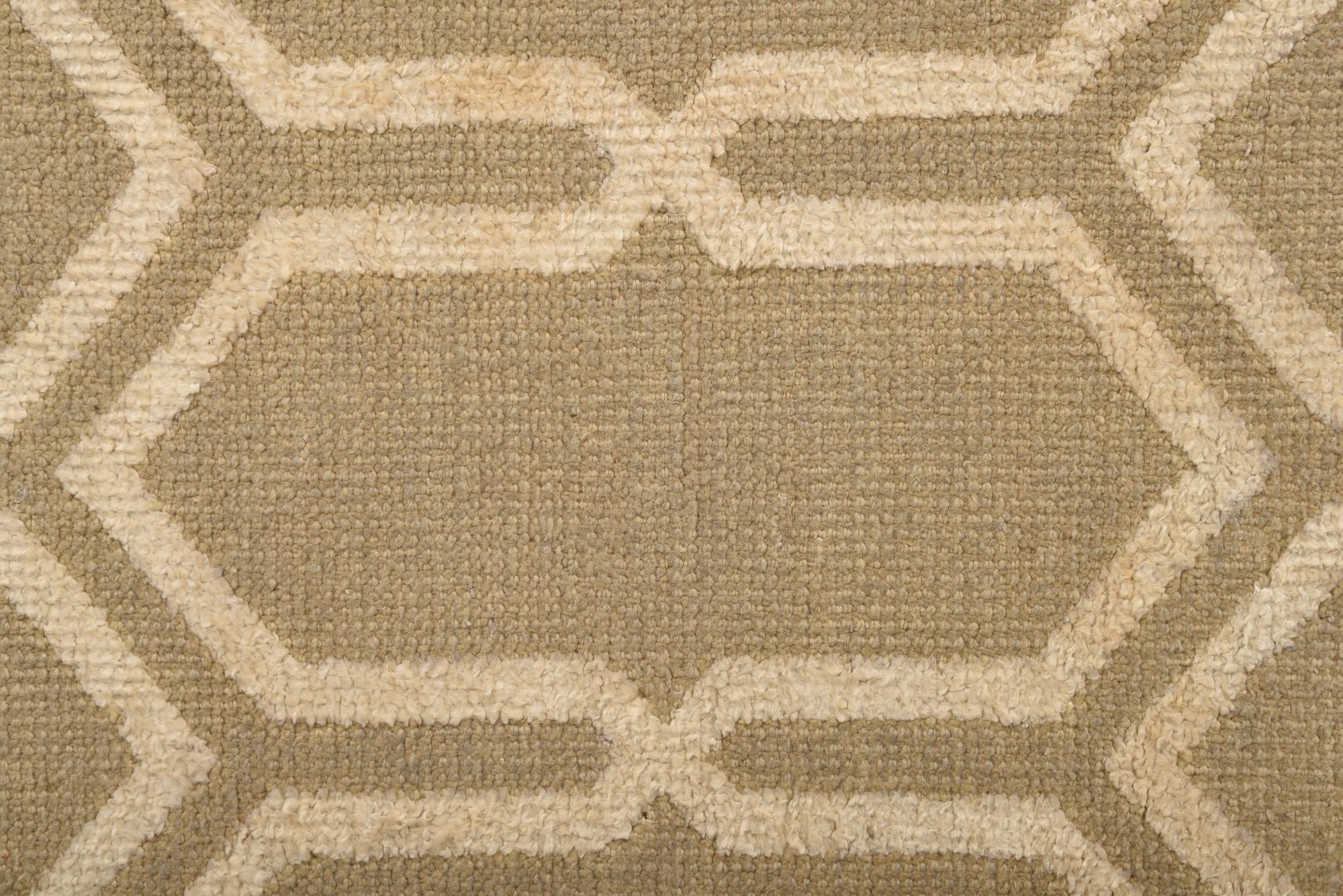 6' x 9' Hand Knotted Luna Rug