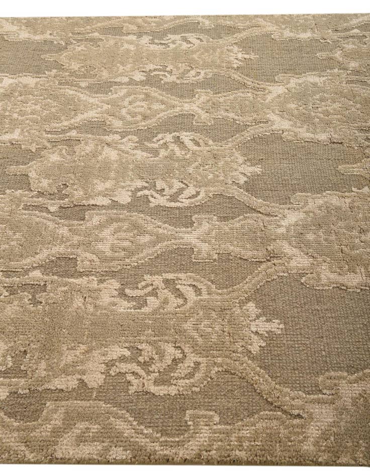Detail image of 6' x 9' Hand Knotted Luna Rug