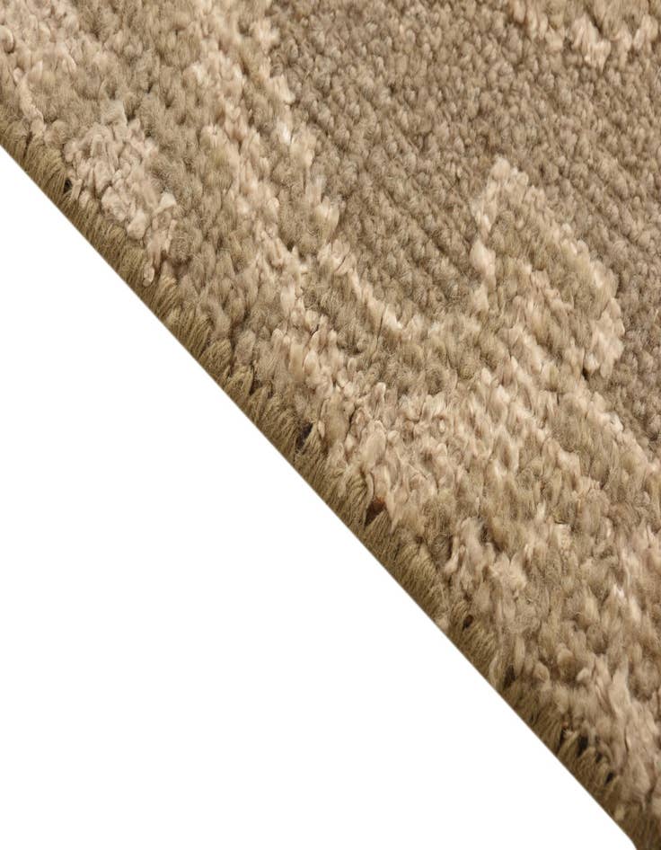Detail image of 6' x 9' Hand Knotted Luna Rug