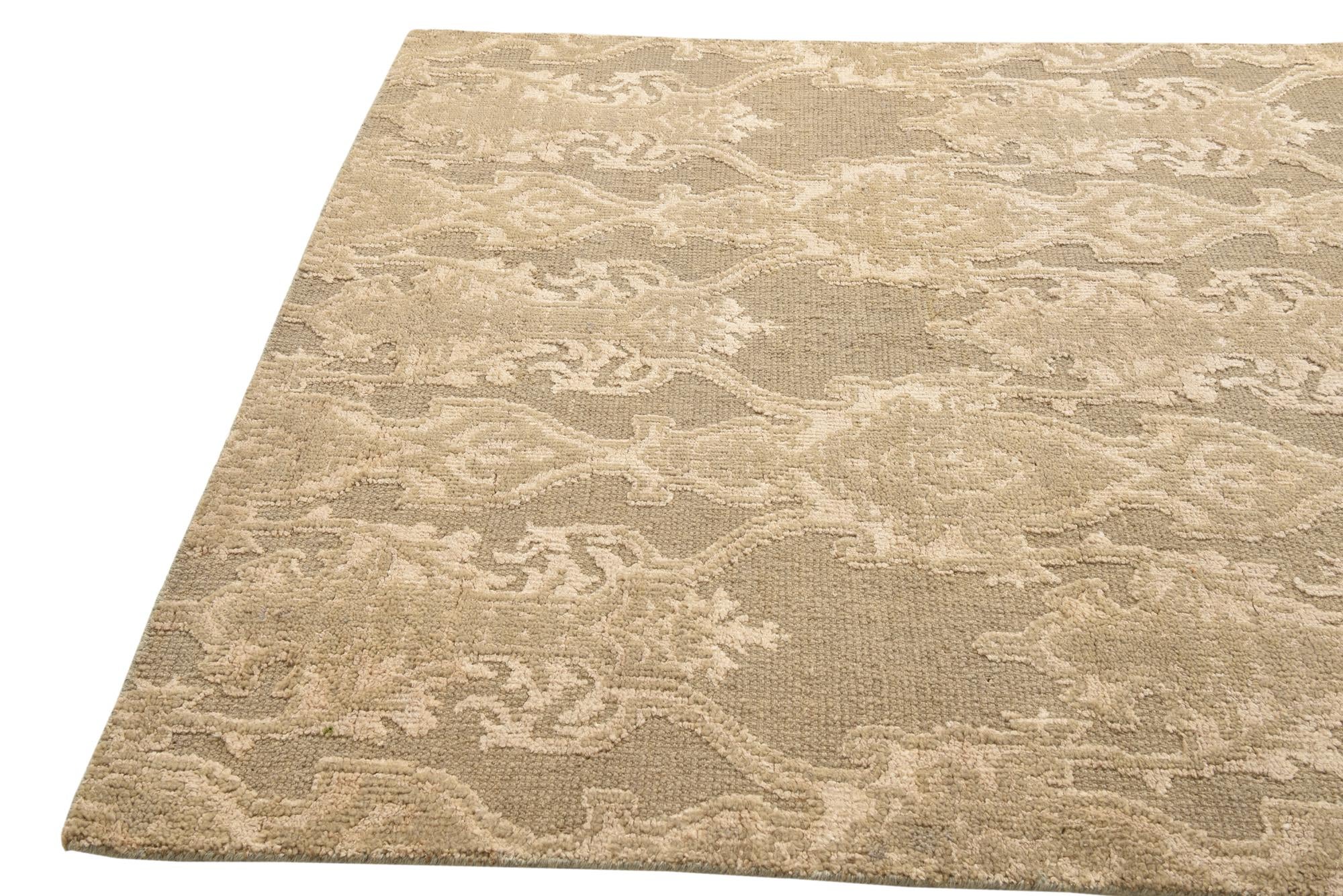5' 9 x 8' 8 Hand Knotted Luna Rug