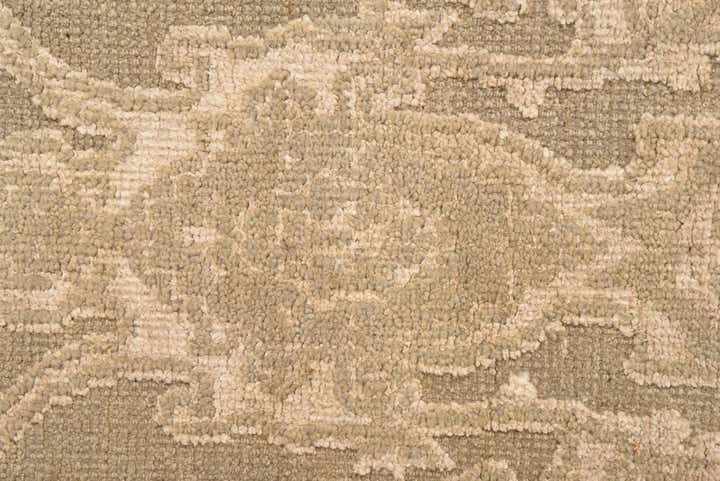 5' 9 x 8' 8 Hand Knotted Luna Rug
