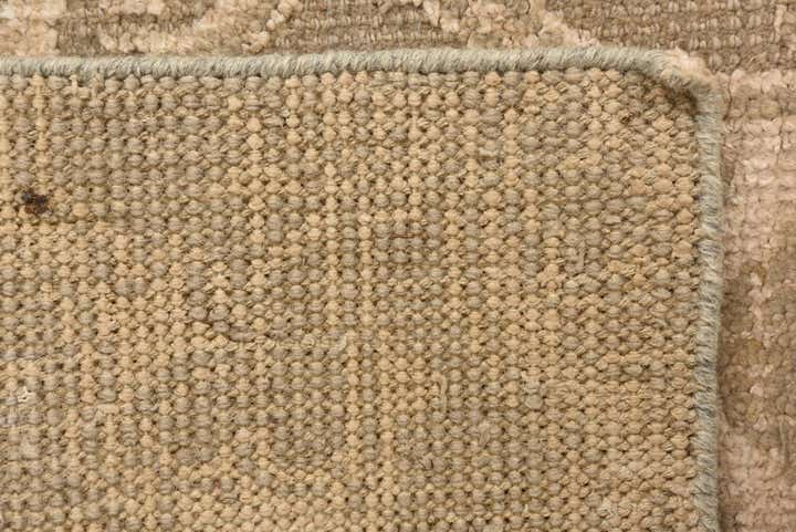5' 9 x 8' 8 Hand Knotted Luna Rug