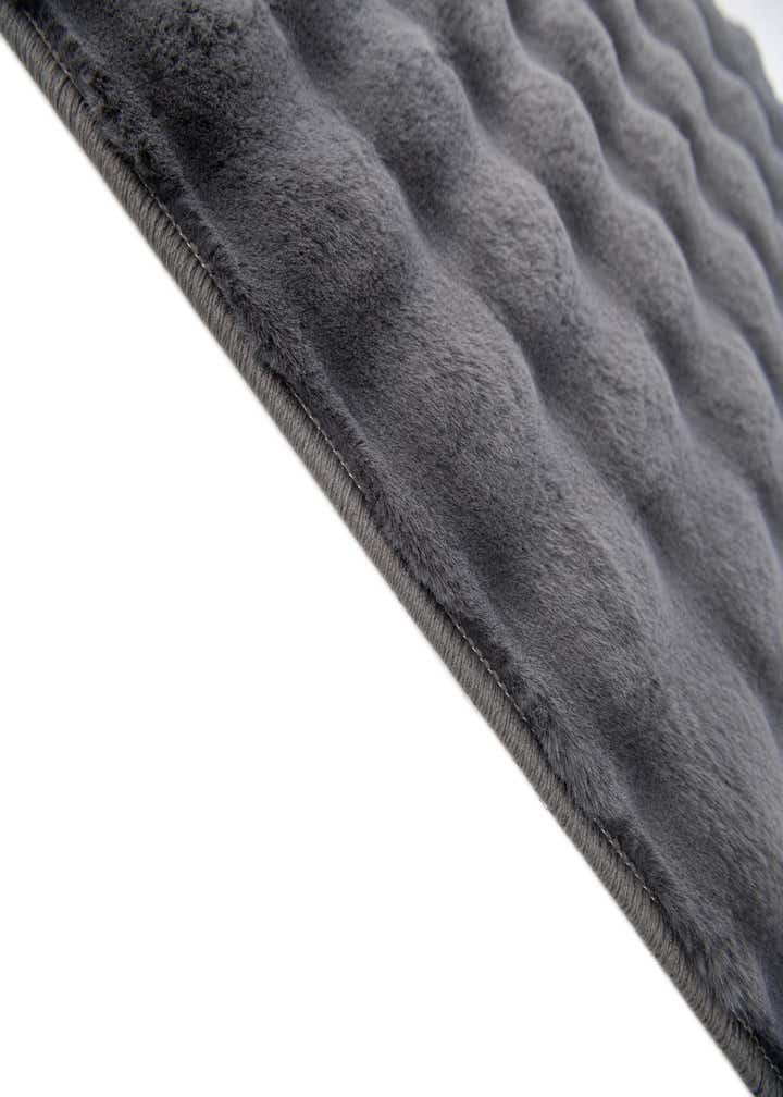 2' x 3' Luna Rug