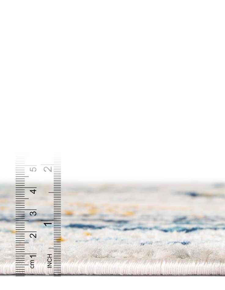Detail image of 7' x 10' Madeline Vintage Rug