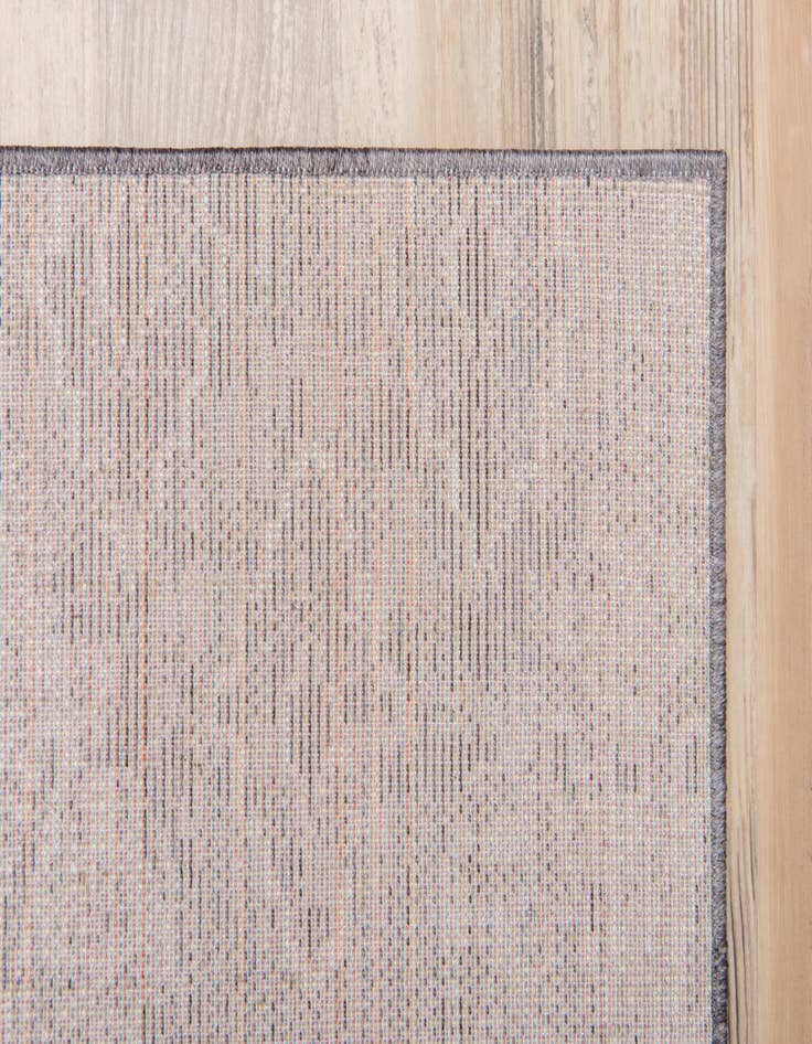 Detail image of 2' 2 x 3' Madrid Rug