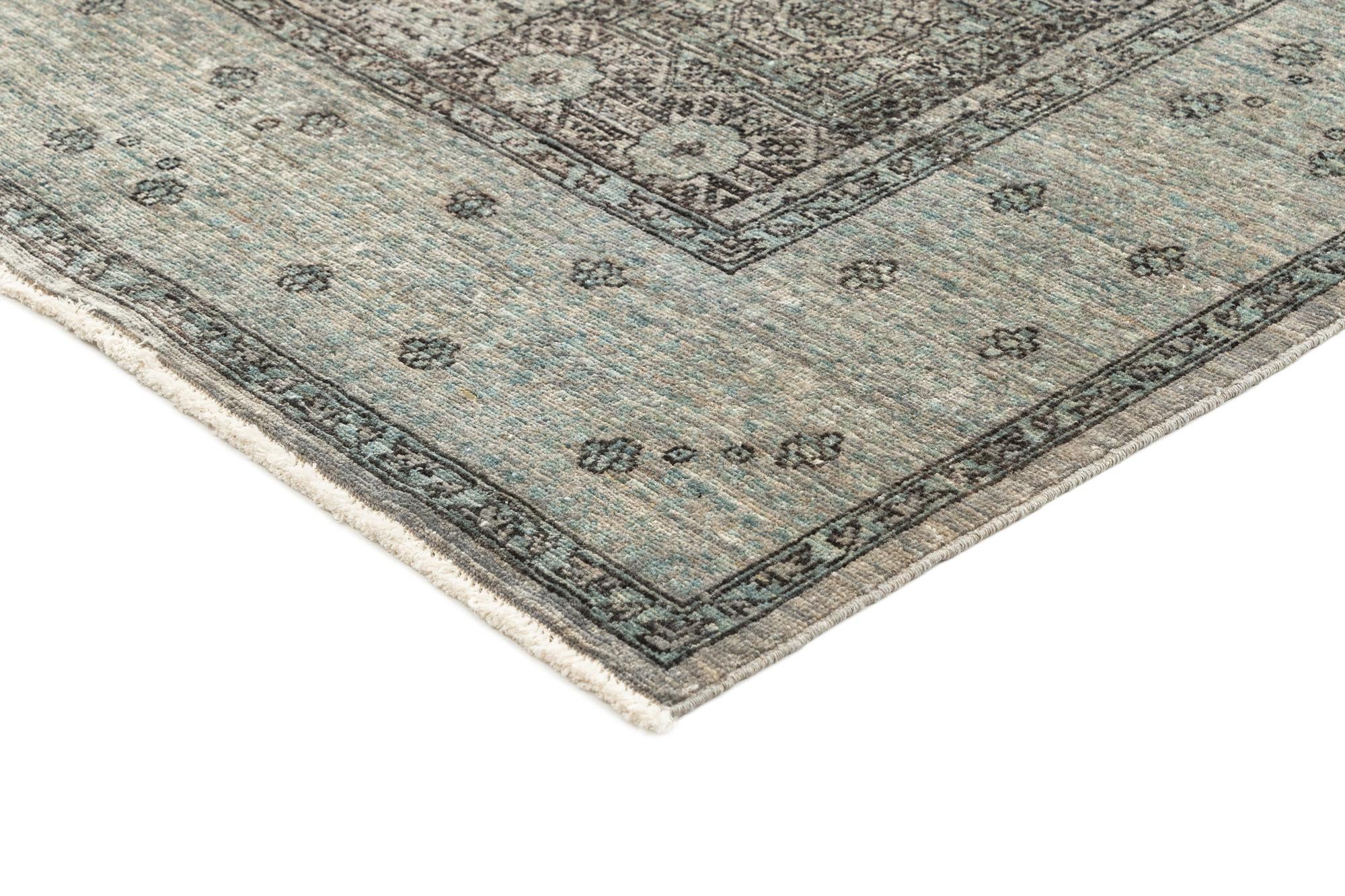 5' 7 x 7' 10 Hand Knotted Mamluk Rug