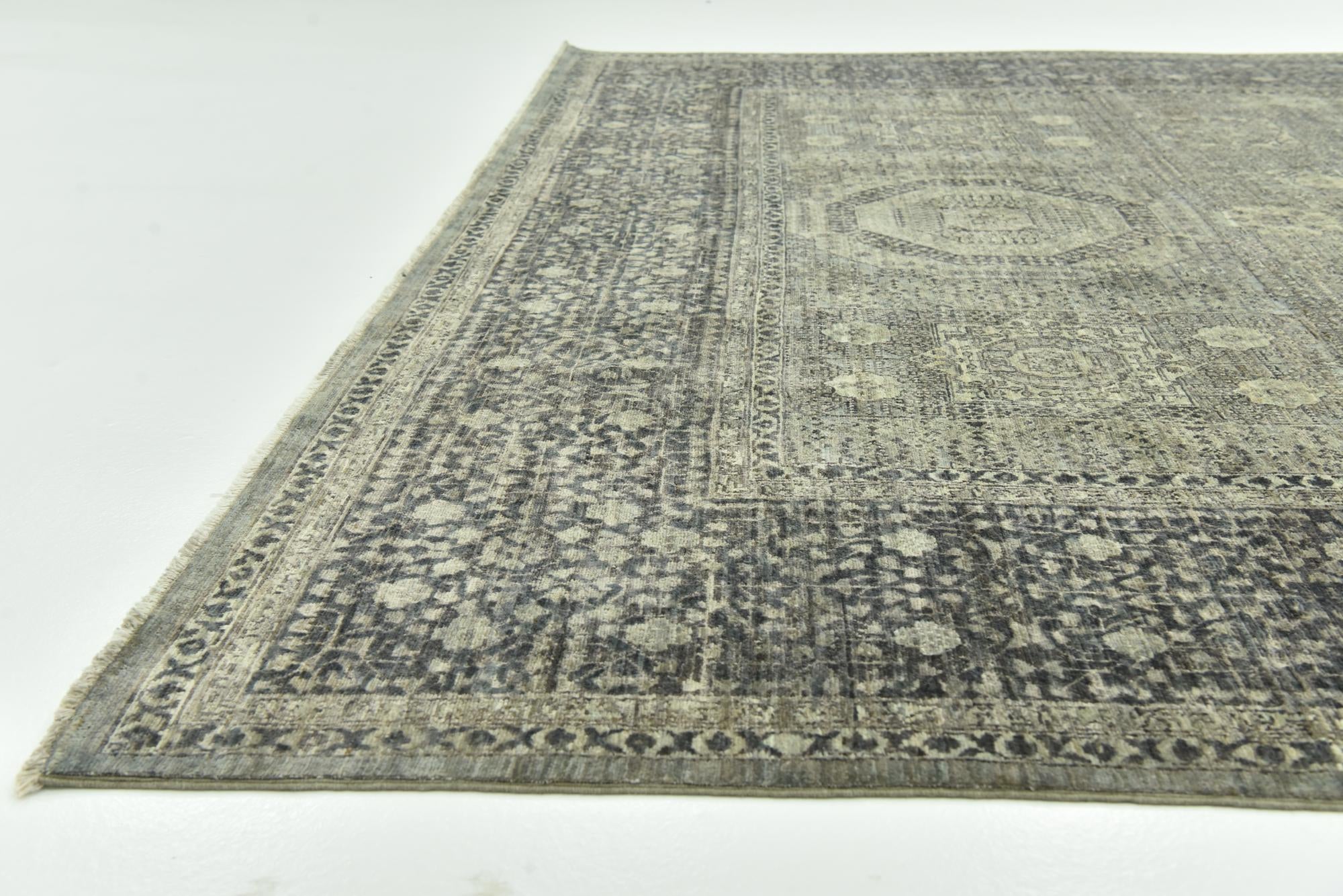8' 9 x 11' 3 Hand Knotted Mamluk Ziegler Rug