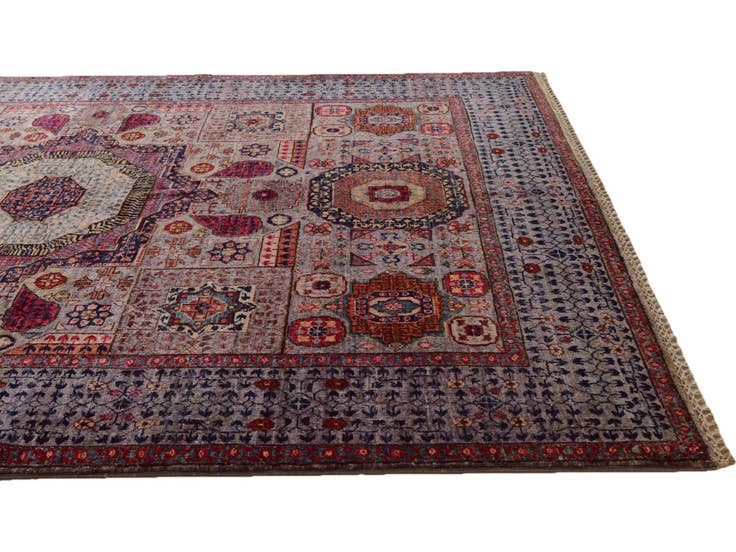 Detail image of 4' 11 x 6' 9 Hand Knotted Mamluk Ziegler Rug