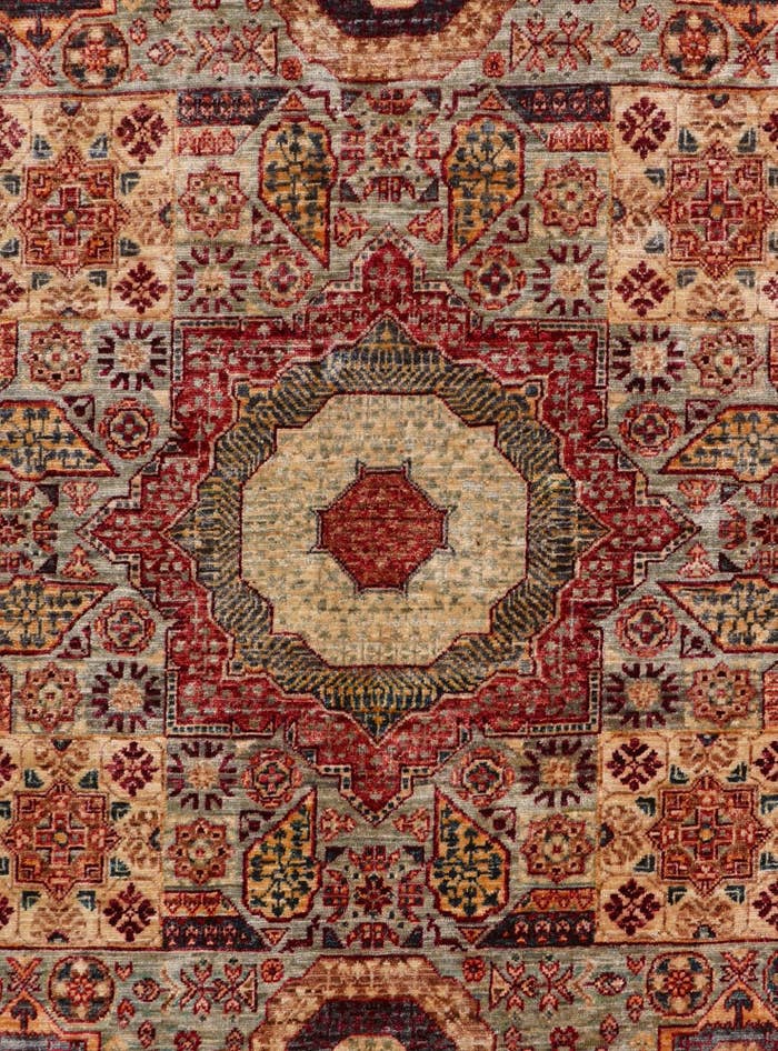 Detail image of 5' x 6' 8 Hand Knotted Mamluk Ziegler Rug