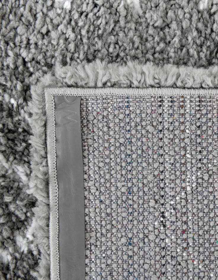 Detail image of 5' x 8' Marrakesh Shag Rug
