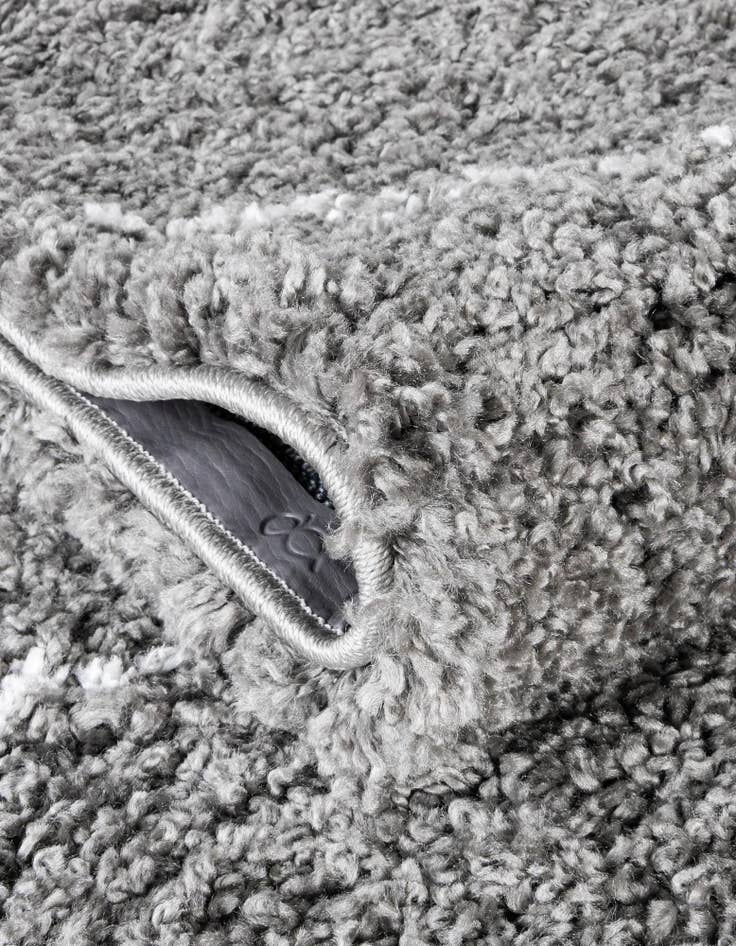 Detail image of 5' x 8' Marrakesh Shag Rug