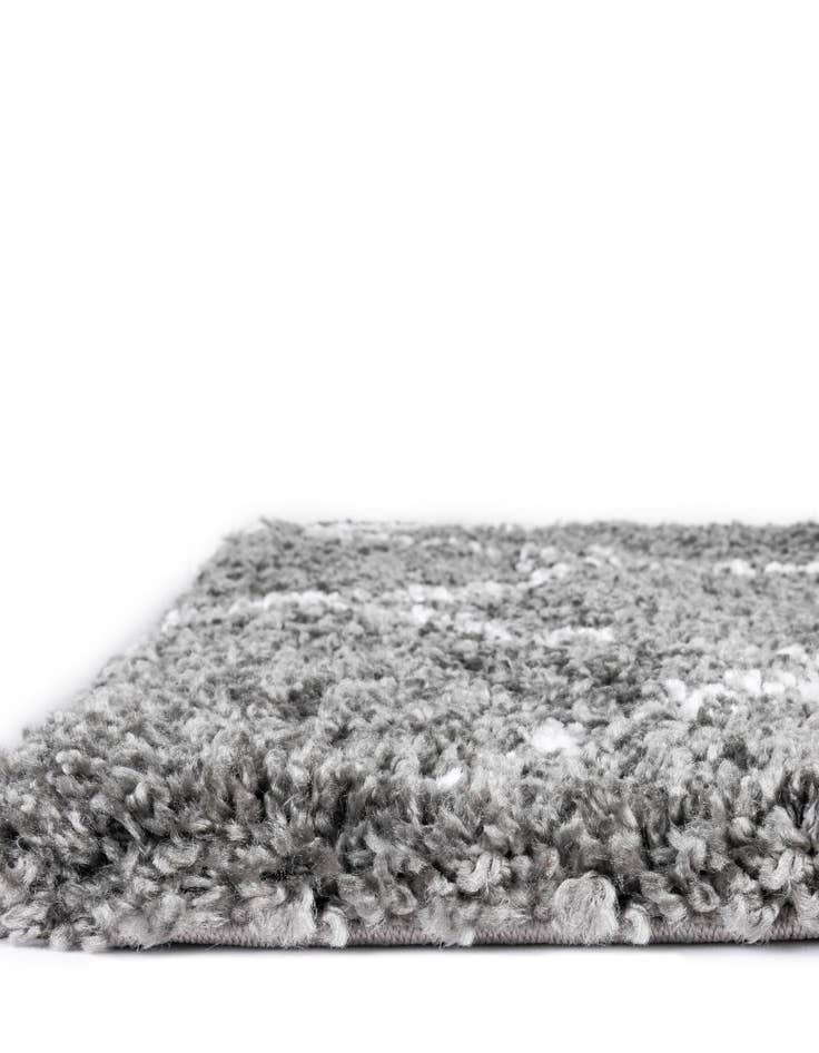 Detail image of 5' 3 x 7' Marrakesh Shag Rug