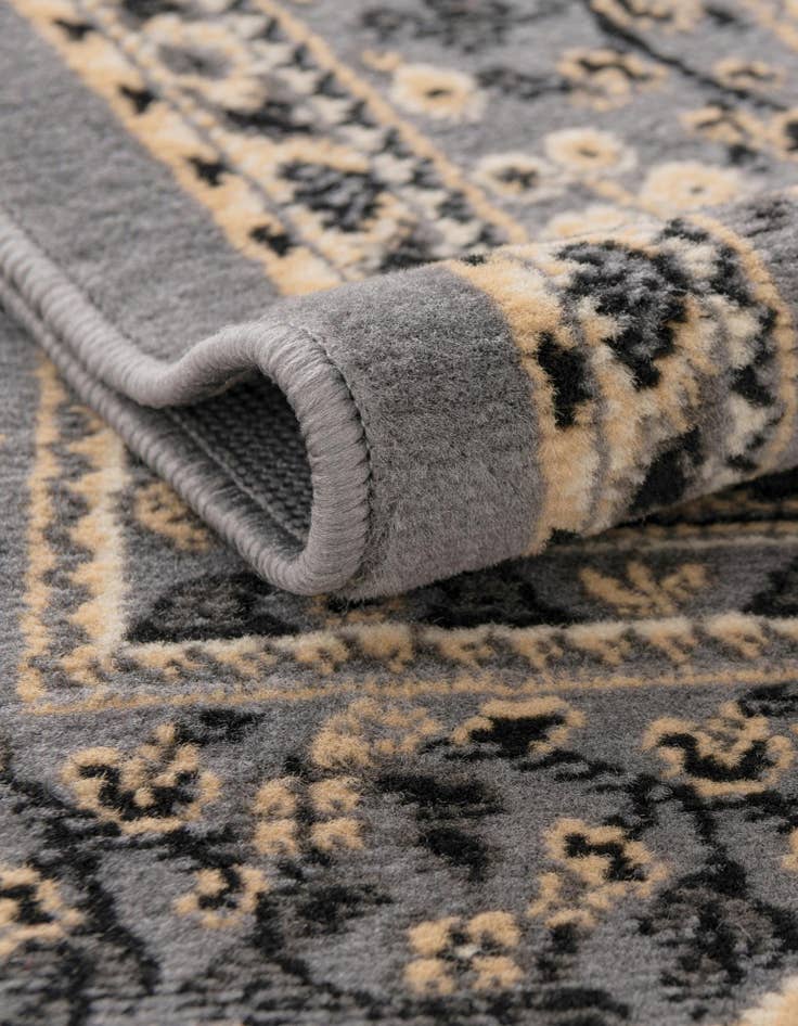 Detail image of 9' x 12' Mashad Design Rug
