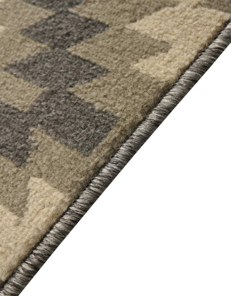 Detail image of 5' 2 x 7' 6 Mesa Rug