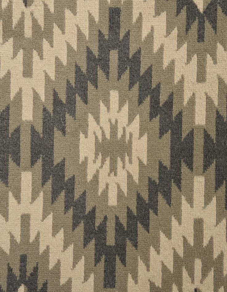 Detail image of 5' 2 x 7' 6 Mesa Rug
