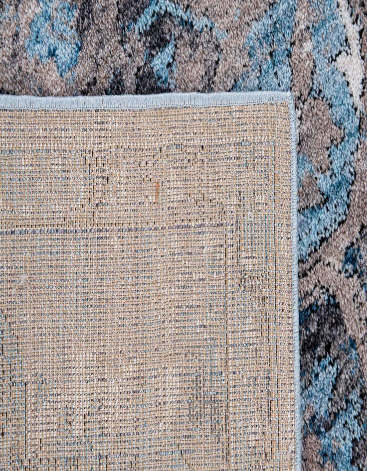 Detail image of 5' 3 x 7' 5 Mesa Rug