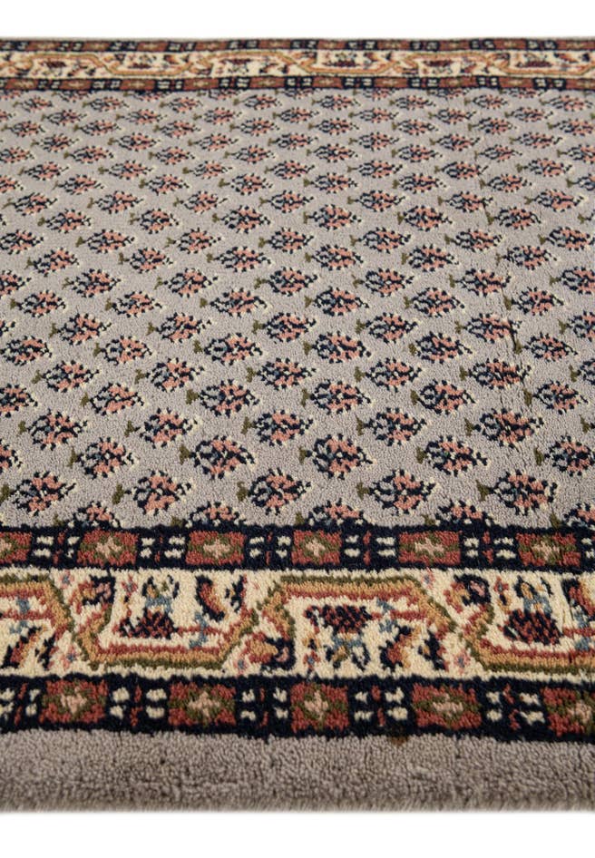 Detail image of 3' x 5' 4 Hand Knotted Mir Wool Rug