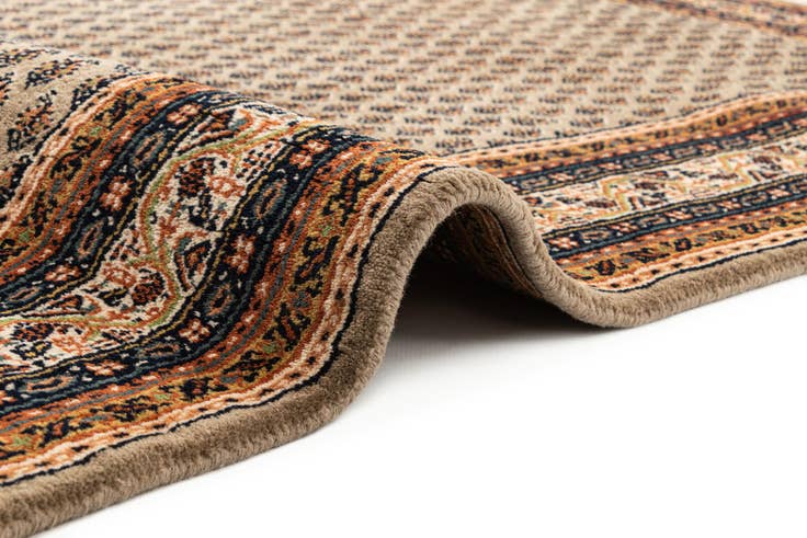 Detail image of 4' x 5' 10 Hand Knotted Mir Wool Rug