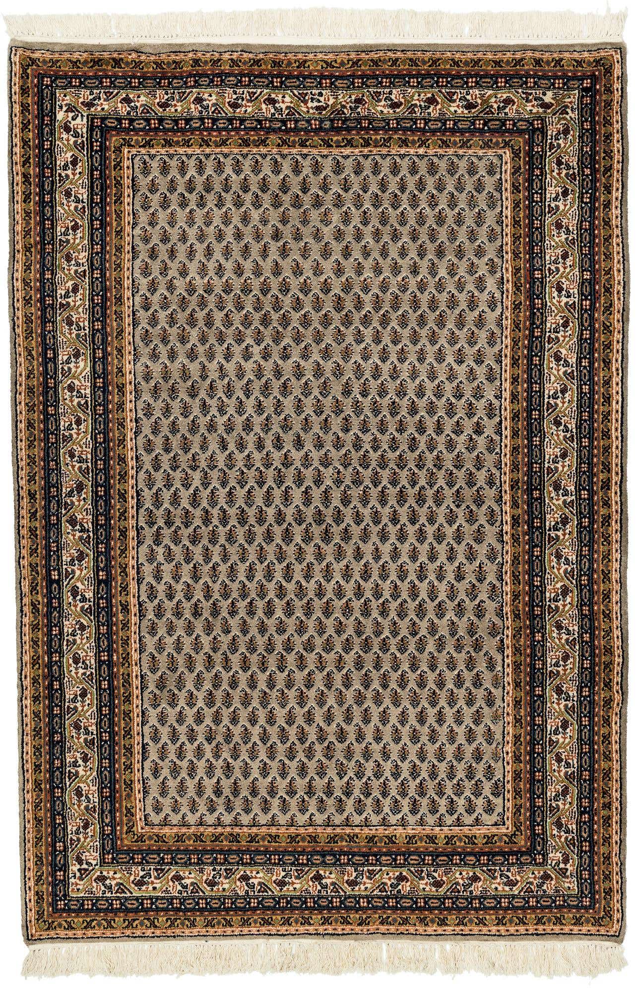 4' x 5' 10 Hand Knotted Mir Wool Rug