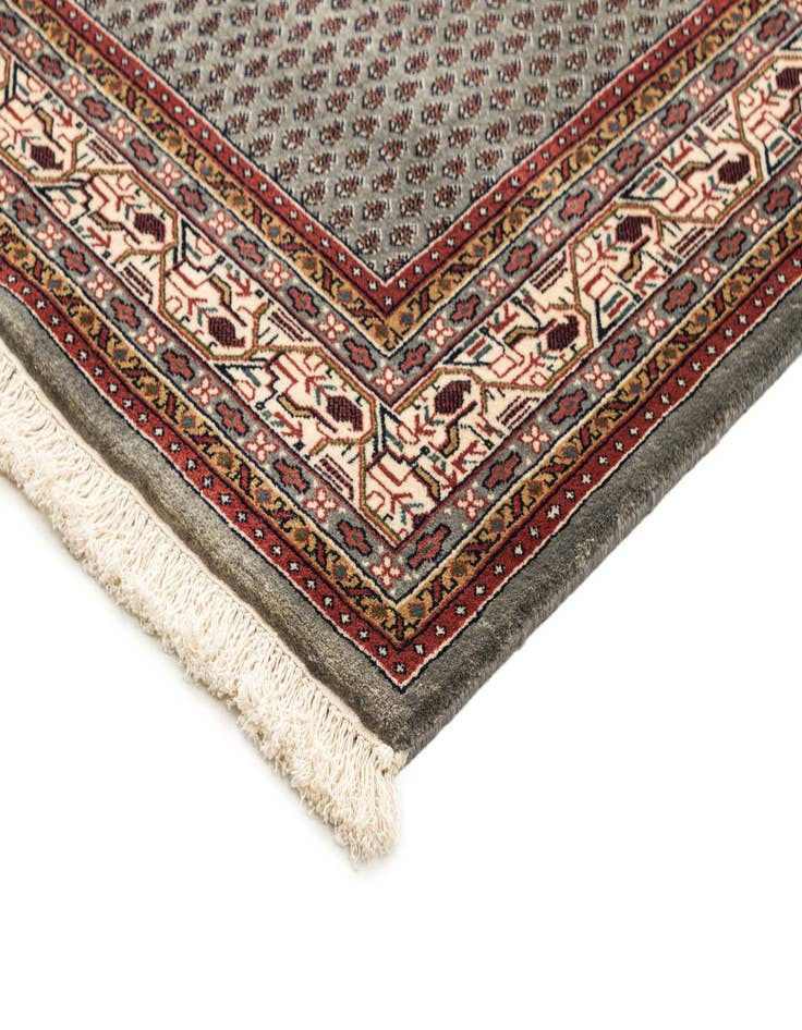 Detail image of 4' 7 x 6' 9 Hand Knotted Mir Oriental Wool Rug