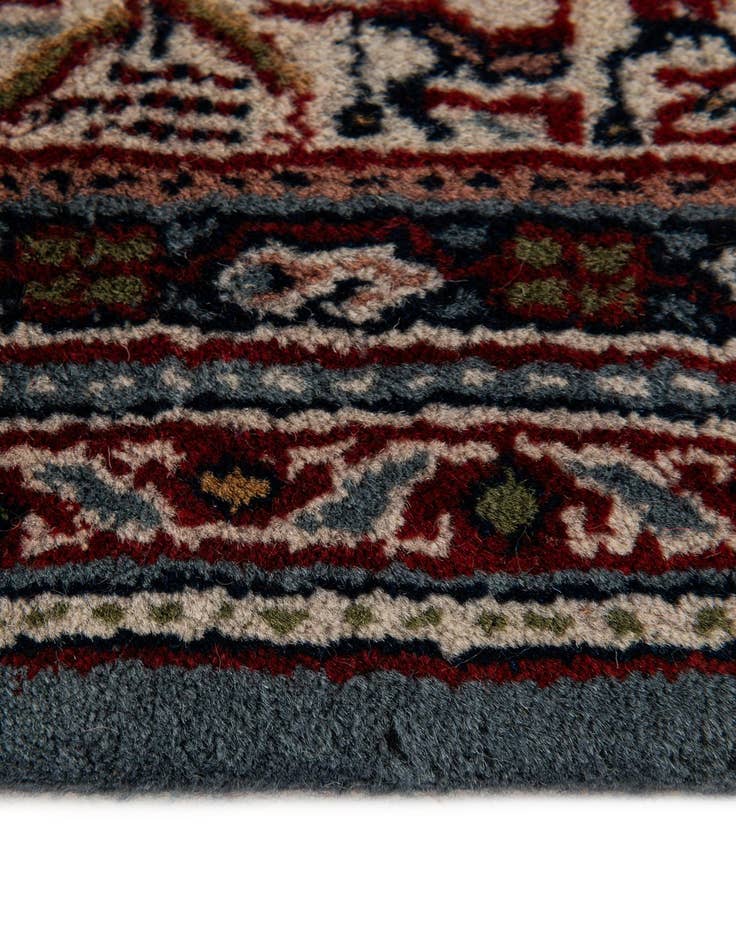 Detail image of 5' 5 x 7' 11  Hand Knotted Mir Wool Rug