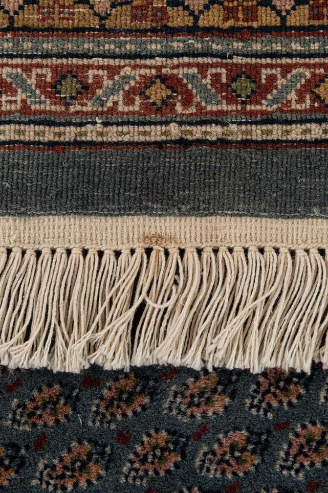 6' 8 x 9' 7 Hand Knotted Mir Wool Rug