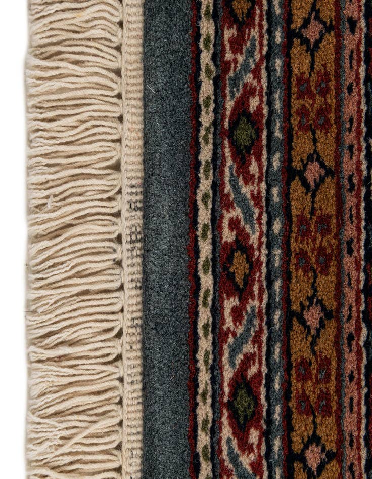 Detail image of 6' 8 x 9' 7  Hand Knotted Mir Wool Rug