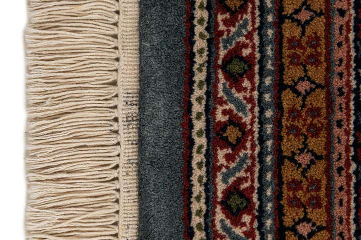 6' 8 x 9' 7 Hand Knotted Mir Wool Rug