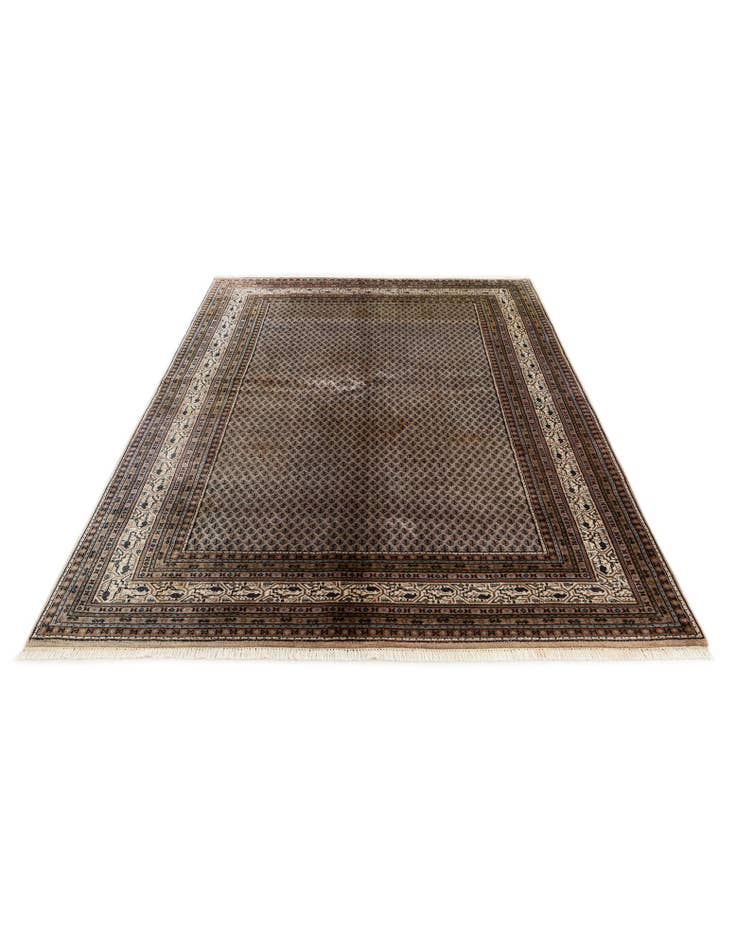 Detail image of 5' 9 x 7' 8 Hand Knotted Mir Wool Rug