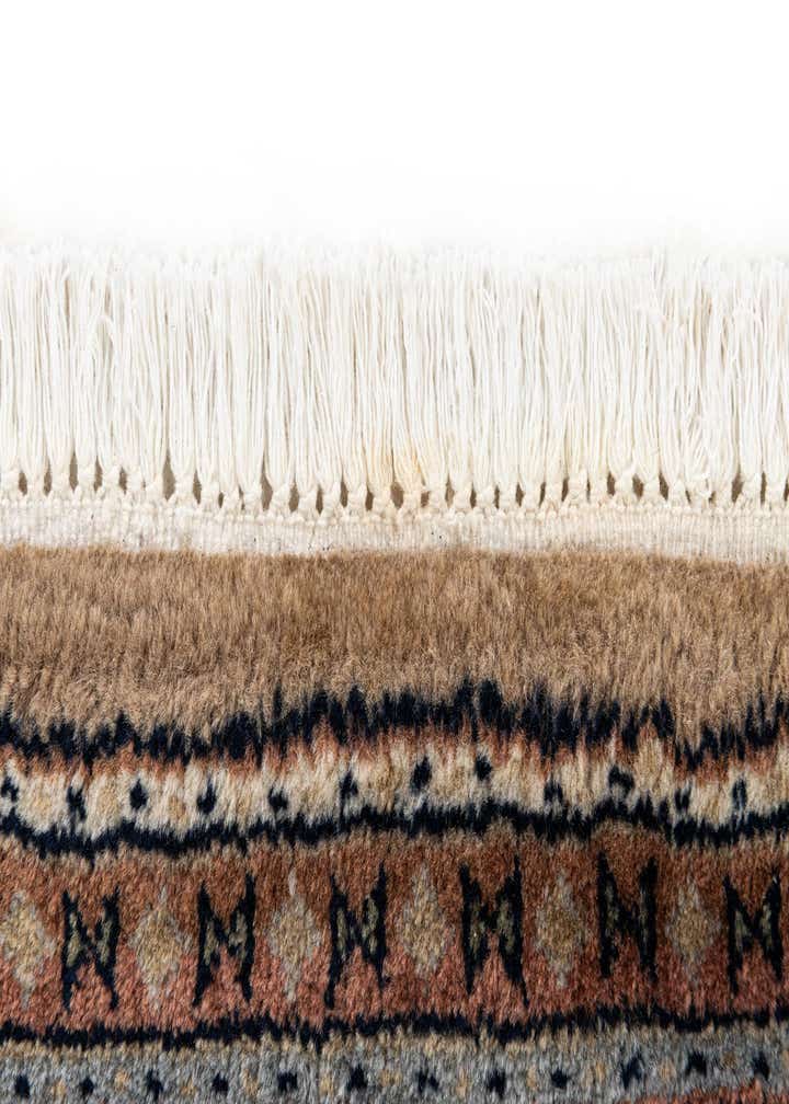 5' 9 x 7' 8 Hand Knotted Mir Wool Rug