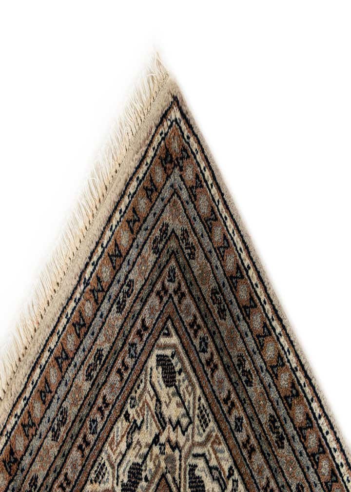 5' 9 x 7' 8 Hand Knotted Mir Wool Rug
