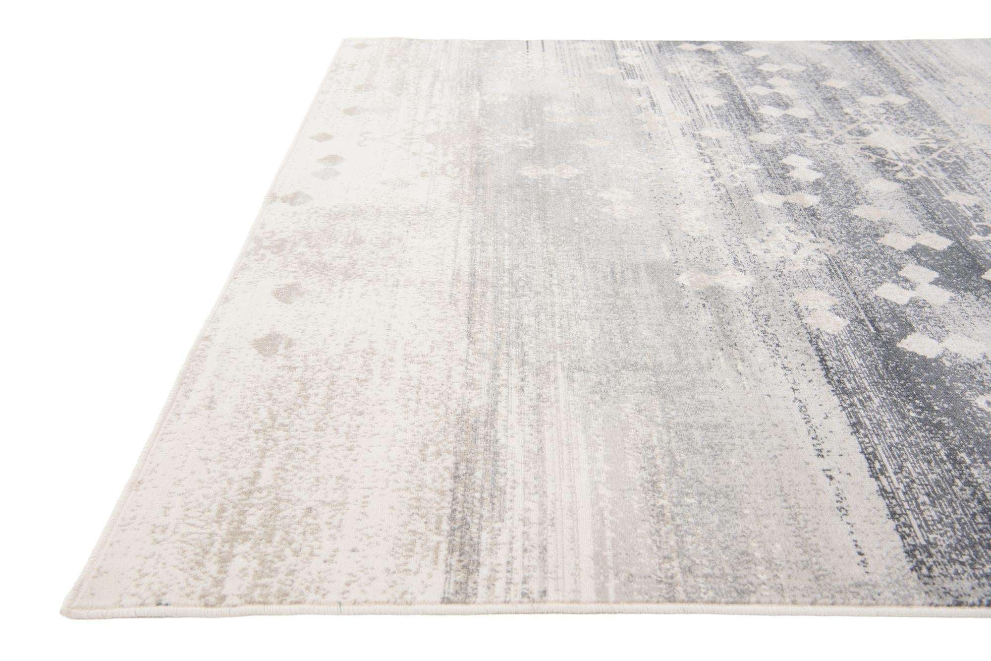 5' x 7' 6 Miranda Rug