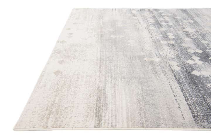 5' x 7' 6 Miranda Rug