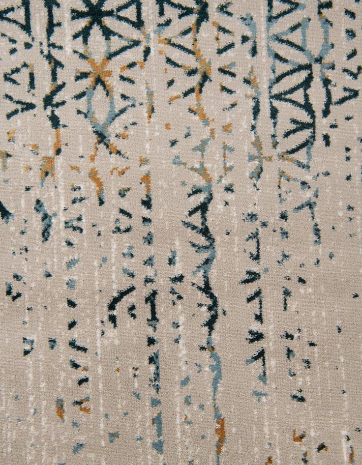 Detail image of 5' x 7' 5 Miranda Rug